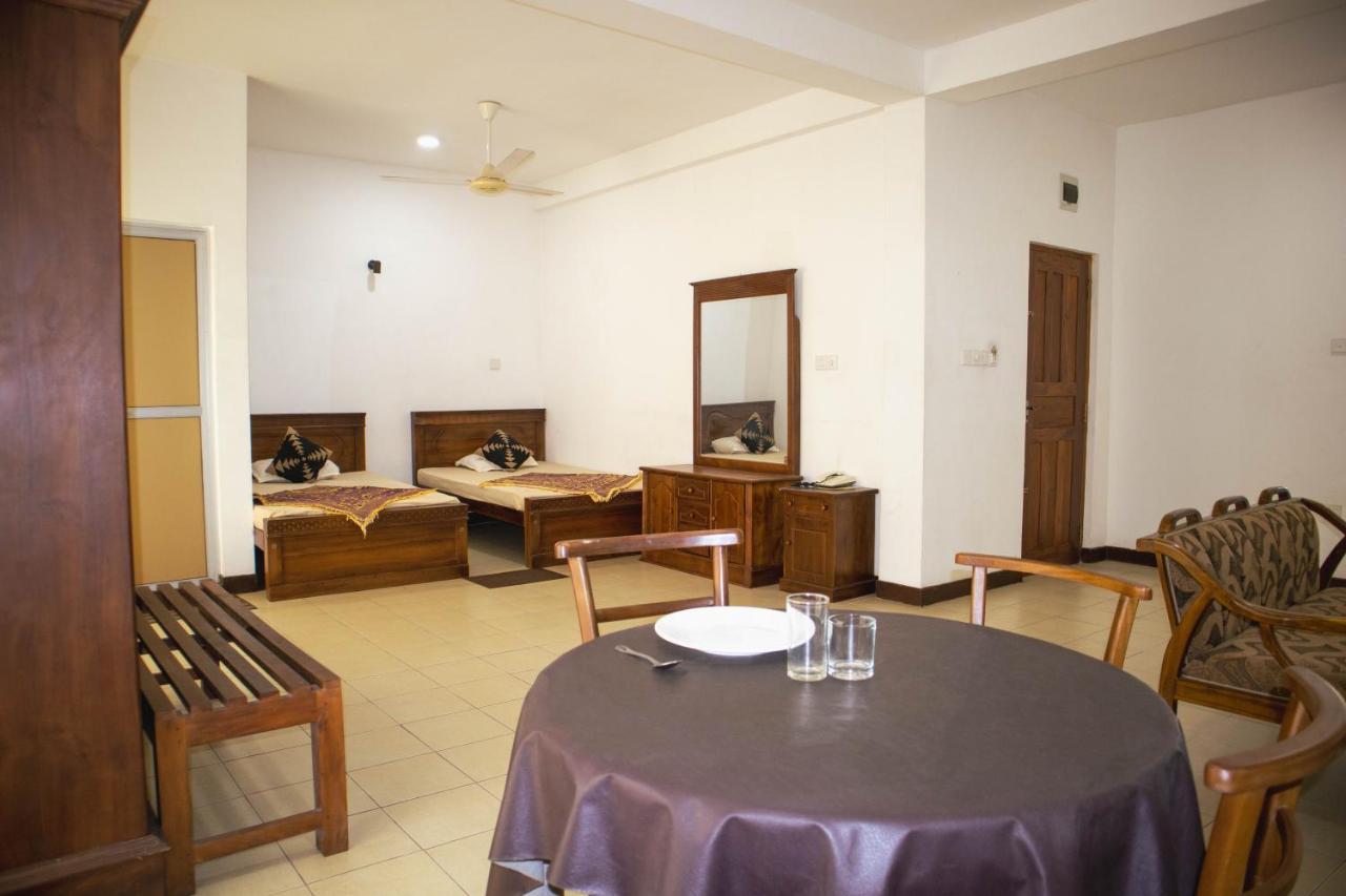 Chamaya Holiday Inn Balangoda Kültér fotó